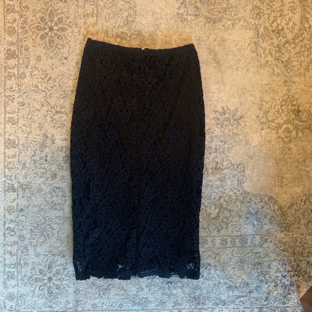 black lace midi pencil skirt